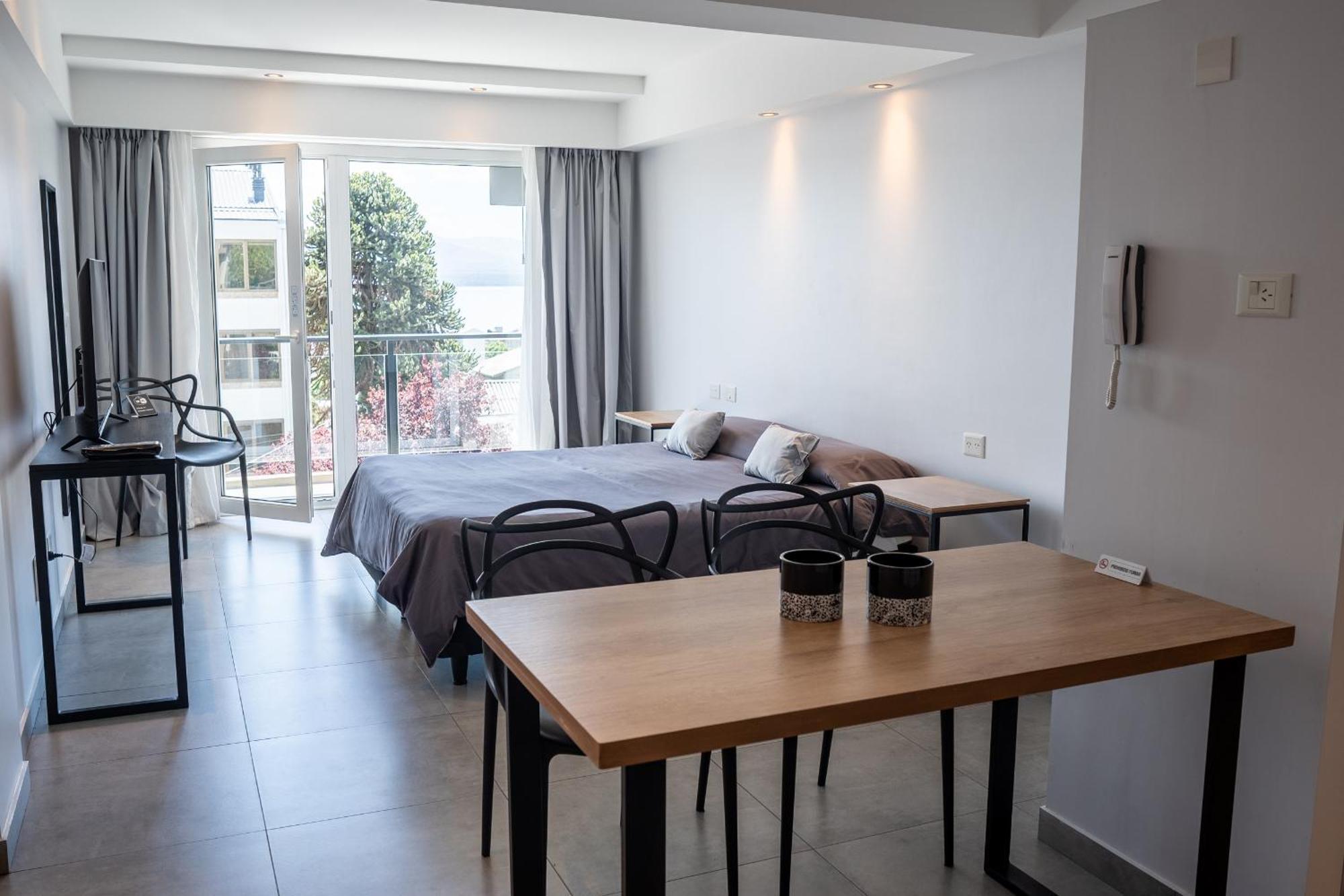Portales De La Patagonia Apartments Сан-Карлос-де-Барилоче Экстерьер фото